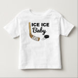 Ice Ice Baby Hockey Kinder Shirts<br><div class="desc">ce Ice Baby Hockey-kleuter T-shirt. Dit schattige ontwerp heeft een hockeystick en een puck en noemt "Ice Ice Baby".</div>