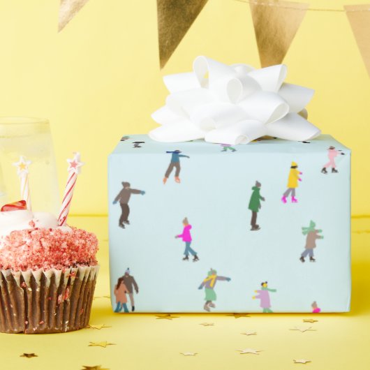 Ice Skaters op Lake │ schaatsen kerstwinter Cadeaupapier (Verjaardagsfeest)