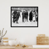 Ice Skating in Tuxedo Park, NY 1920 Poster (Keuken)