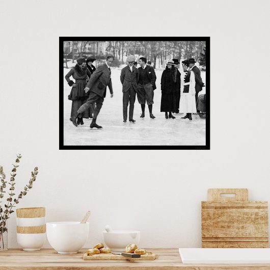 Ice Skating in Tuxedo Park, NY 1920 Poster (Keuken)