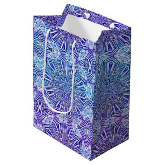 Ice Star Kaleidoscope Pattern Gift Bag Medium Cadeauzakje (Voorkant Gekanteld)