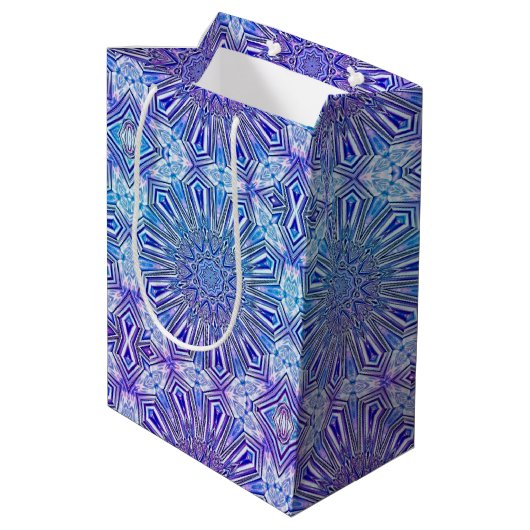 Ice Star Kaleidoscope Pattern Gift Bag Medium Cadeauzakje (Achterkant Gekanteld)