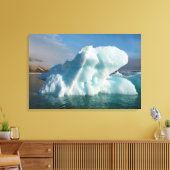 Iceberd in de baai van Palander, Noorwegen Canvas Afdruk (Insitu (Woonkamer))