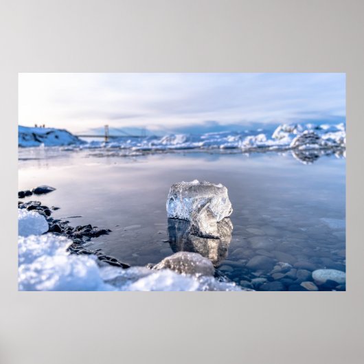 Iceberg Drijft naar het Zee Poster (Voorkant)