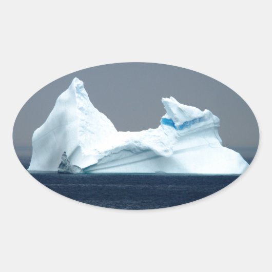 Icebergs in Newfoundland Ovale Sticker (Voorkant)