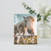 Ich liebe dich mit schauenden Pferd Feestdagenkaart (Staand voorkant)