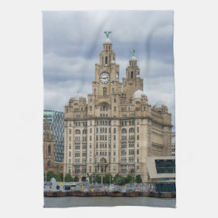 Iconische lever gebouw en toren, Riverfront Scene Theedoek