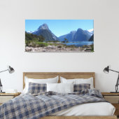 Iconische NZ Milford Peak in de Herfst Canvas Afdruk (Insitu (Slaapkamer))