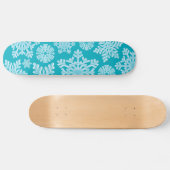 Icy Aqua Blauwgroen Bevroren Wintersnowflakes Kers Persoonlijk Skateboard (Horizontaal)