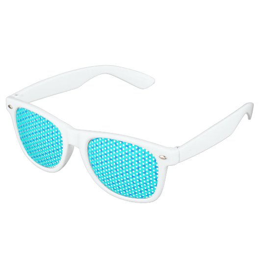 Icy Aqua en Blue Snowflake Pattern Retro Zonnebril (Gekanteld)