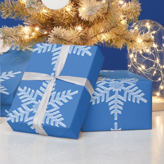 Icy Blue Frozen Winter Frosty Snowflakes kerst Cadeaupapier (Feestdagen)