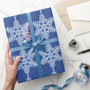 Icy Blue Frozen Winter Frosty Snowflakes kerst Cadeaupapier