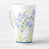 Icy Blue Pansies op een grote latente Mok (Linkerhoek)