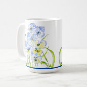 Icy Blue Pansies op een klassieke Mok (15 oz.) (Voorkant links)