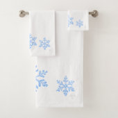 Icy Blue Snowflake Trio Elegany Winter Airbrush  Bad Handdoek (Insitu)