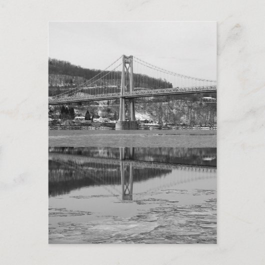 Icy Bridge Tower Reflection Briefkaart (Voorkant)