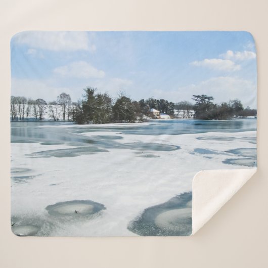 Icy English Lake - Gepersonaliseerd Sherpa Deken (Voorkant (horizontaal))
