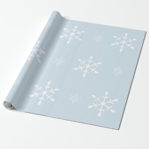 Icy Pastel Blue met witte sneeuwvlokken Kerstmis Cadeaupapier