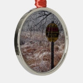 Icy Petroleum Pipeline Warning Metalen Ornament (Rechts)