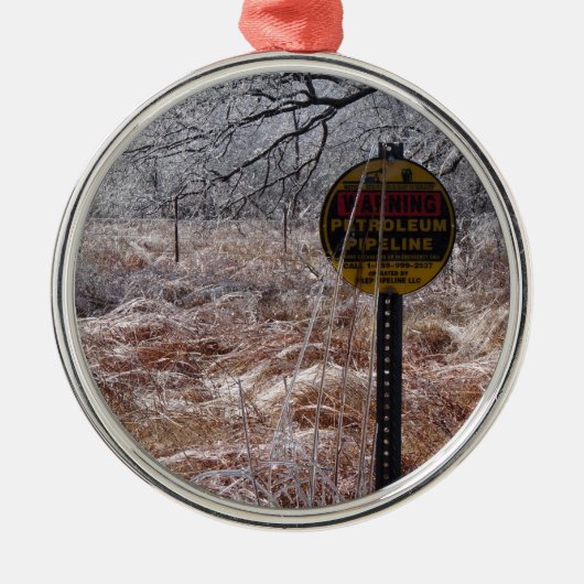 Icy Petroleum Pipeline Warning Metalen Ornament (Voorkant)