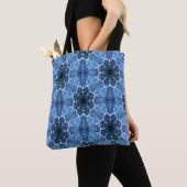 Icy Snowflakes.... Tote Bag (Dichtbij)