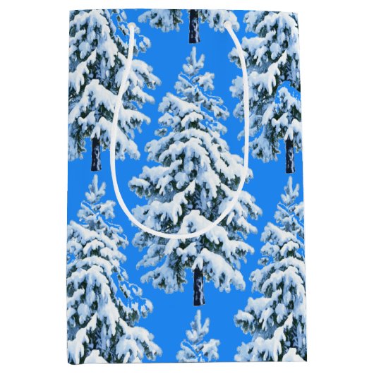 Icy Tree Dreams Snowy Forest Medium Cadeauzakje (Voorkant)