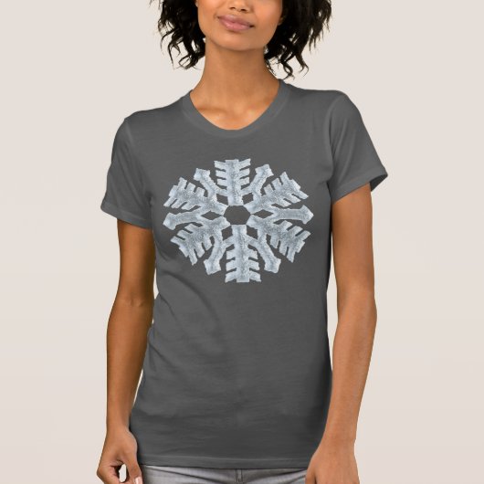 Icy White Frozen Snowflake Elegant kergrijs T-shirt (Voorkant)
