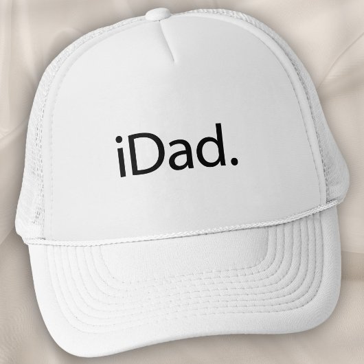 iDad. Logo (i Papa) Trucker Pet