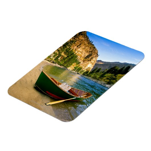 IDAHO, Vist een boot op een zandstrand in Magneet (Linkerzijde)