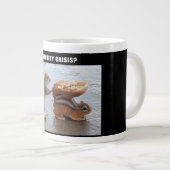 Identiteitscrisis? Funny Squirrel Meme Mok. Grote Koffiekop (Voorkant rechts)