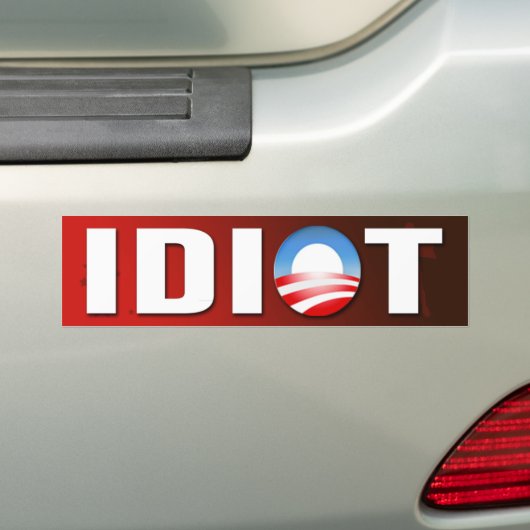 Idiot Bumpersticker (Op auto)