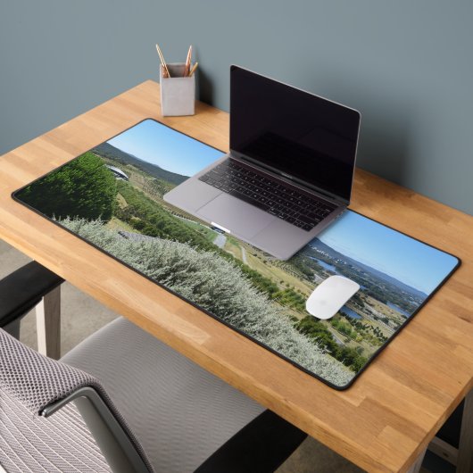 Idyllische Dag in Canberra Desk Mat (Kantoor 2)