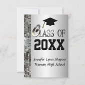 Ieder jaar Classy Silver Graduation Invitations Kaart (Voorkant)