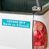 Iedereen behalve Struik of Clinton - Bumpersticker (Op Truck)
