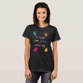 Iedereen Communiceert Anders Autisme Acceptatie T-shirt (Voorkant volledig)
