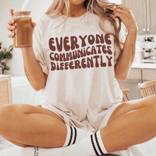 Iedereen communiceert anders | Autisme | SNELHEID T-shirt