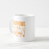 Iedereen heeft zijn eigen tijd koffiemok (Voorkant links)