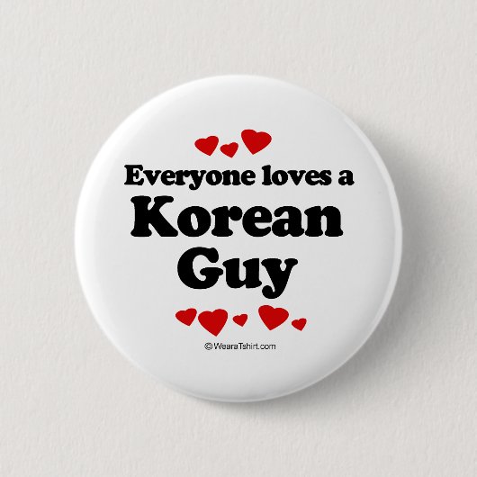 Iedereen houdt van een Koreaans T-shirt Ronde Button 5,7 Cm (Voorkant)