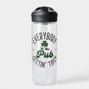 Iedereen in de pub krijgt Tipsy St Patrick Day Waterfles