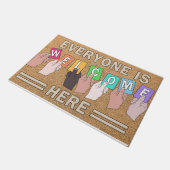 Iedereen is hier welkom deurmat (Schuin)