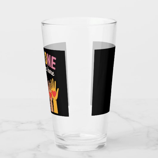 Iedereen is hier welkom glas (Links)