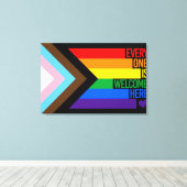 Iedereen is hier welkome vlag (Progress Pride) Canvas Afdruk (Insitu (Houten vloer))