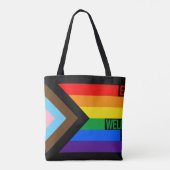 Iedereen is hier welkome vlag (Progress Pride) Tote Bag (Achterkant)