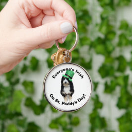 Iedereen is Iers op St. Paddy's Day schattige hond Sleutelhanger