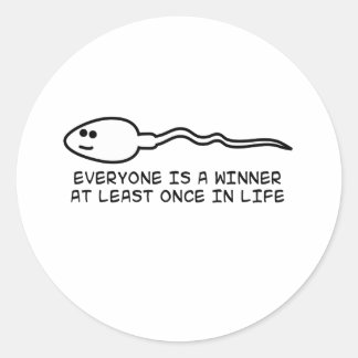 Iedereen is minstens één keer winnaar! ronde sticker