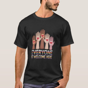 Iedereen is welkom hier Groovy Jongeren Vrouwen Ma T-shirt