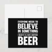 Iedereen moet geloven..| grappige bierbrouwe gezeg briefkaart (Voorkant / Achterkant)
