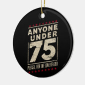 Iedereen onder 75 Funny Verkiezingen Biden Trump Keramisch Ornament (Links)