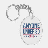 Iedereen onder de 80 2024 Grappig President Sleutelhanger (Voorkant Links)