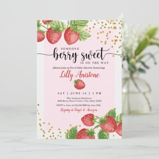 Iemand Berry Sweet Strawberry Baby shower Kaart (Staand voorkant)
